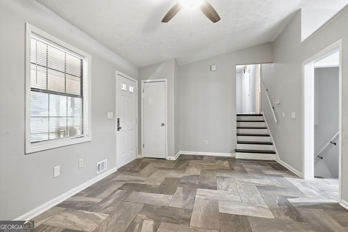 3 bedroom, 2 bathroom, 1,535 sq ft single family residence for sale at 1515 Trail Ridge Court, Lawrenceville, GA 30043 — photo 6