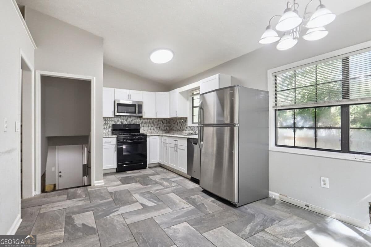 3 bedroom, 2 bathroom, 1,535 sq ft single family residence for sale at 1515 Trail Ridge Court, Lawrenceville, GA 30043 — photo 10