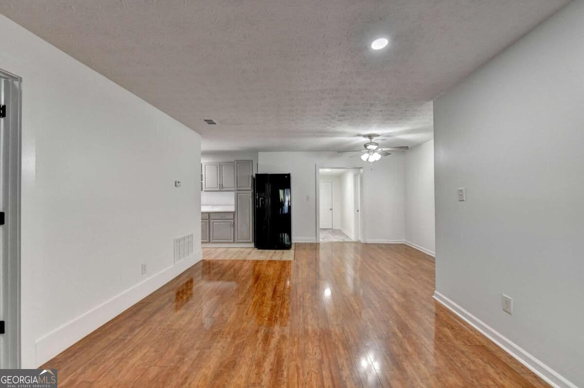 5 bedroom, 3 bathroom, 1,020 sq ft single family residence for sale at 1360 Sugarwood Lane, Norcross, GA 30093 — photo 9