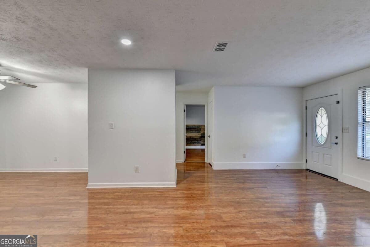 5 bedroom, 3 bathroom, 1,020 sq ft single family residence for sale at 1360 Sugarwood Lane, Norcross, GA 30093 — photo 10