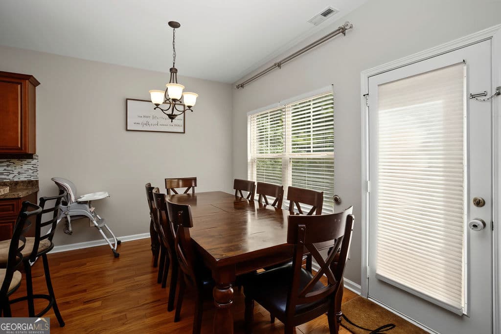 4 bedroom, 3 bathroom, 2,418 sq ft single family residence for sale at 270 Autumn Creek, Senoia, GA 30276 — photo 8