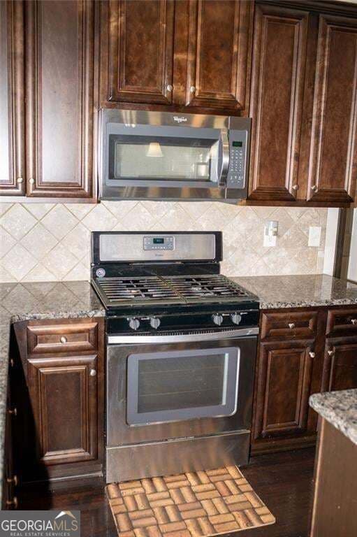 4 bedroom, 2.5 bathroom, 2,612 sq ft single family residence for sale at 7579 Crawford Court, Fairburn, GA 30213 — photo 9