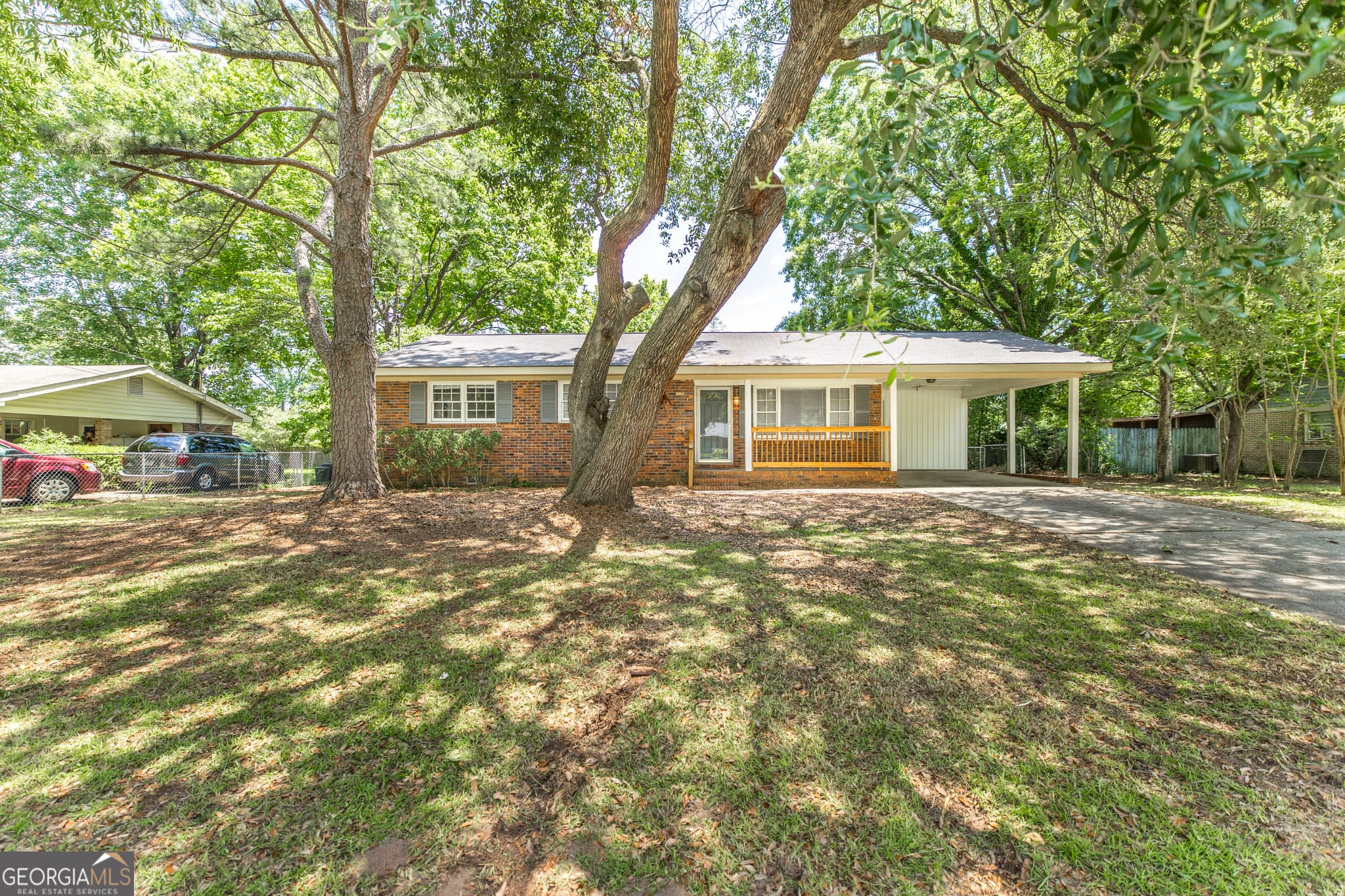 3 bedroom, 2 bathroom, 1,650 sq ft single family residence sold at 115 Wesleyan Drive, Warner Robins, GA 31093