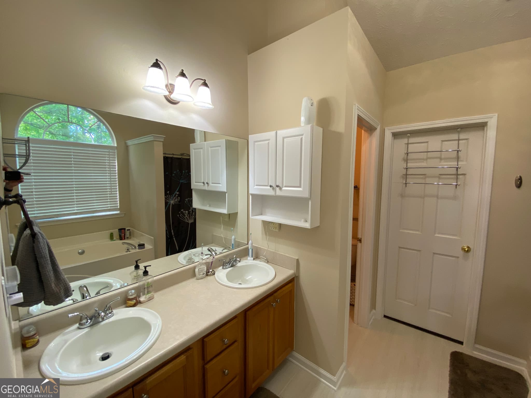 3 bedroom, 2 bathroom, 2,083 sq ft single family residence for sale at 312 Cascade Court, Hampton, GA 30228 — photo 10