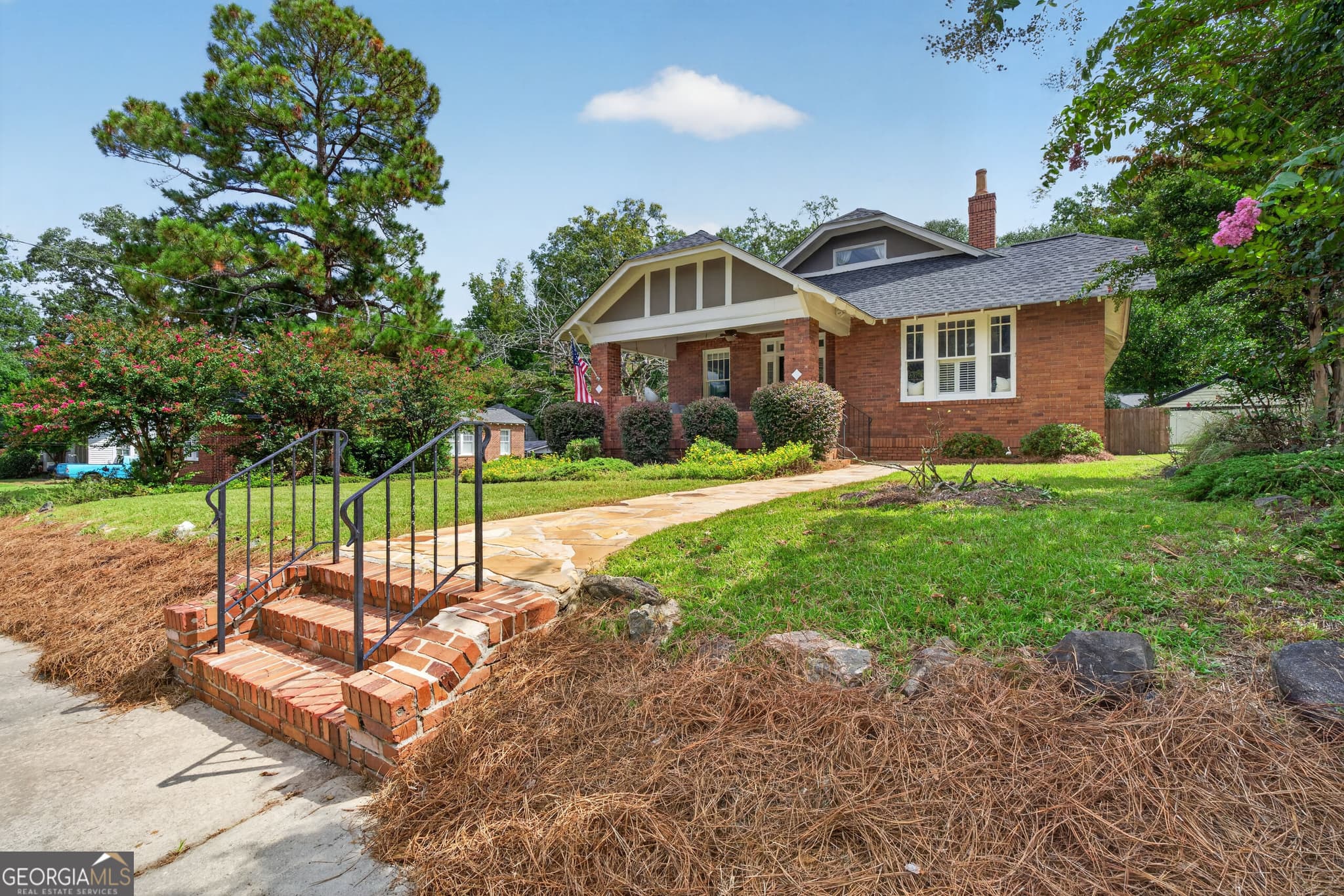 4 bedroom, 2 bathroom, 2,309 sq ft single family residence for sale at 291 Buford Place, Macon, GA 31204 — photo 4
