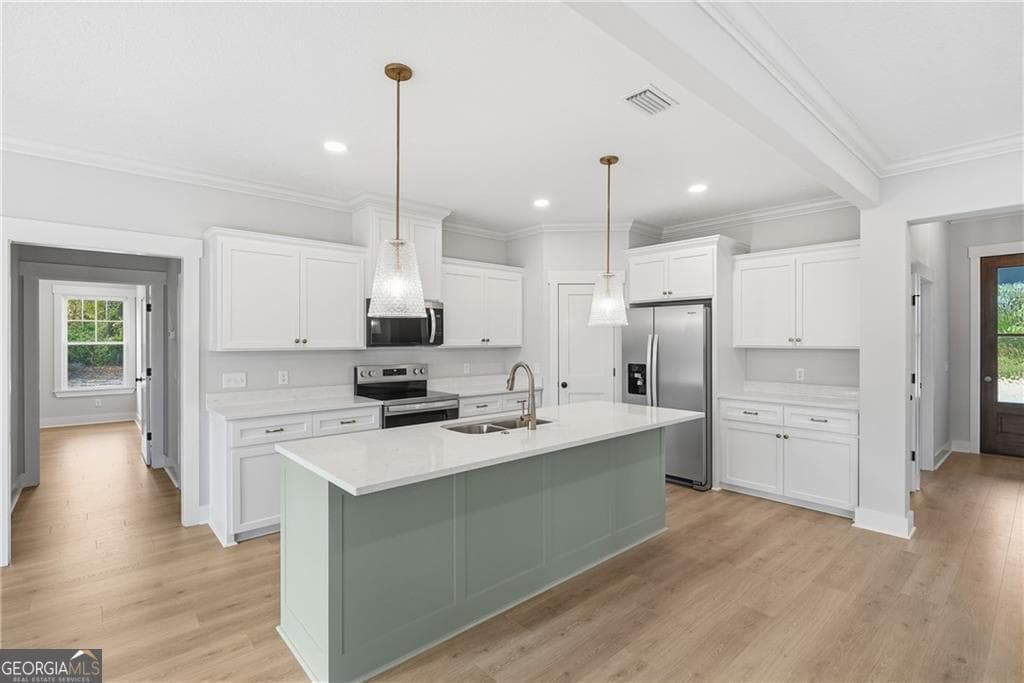 3 bedroom, 2 bathroom, 1,652 sq ft single family residence for sale at 189 Sweetwater Boulevard, Brunswick, GA 31525 — photo 7