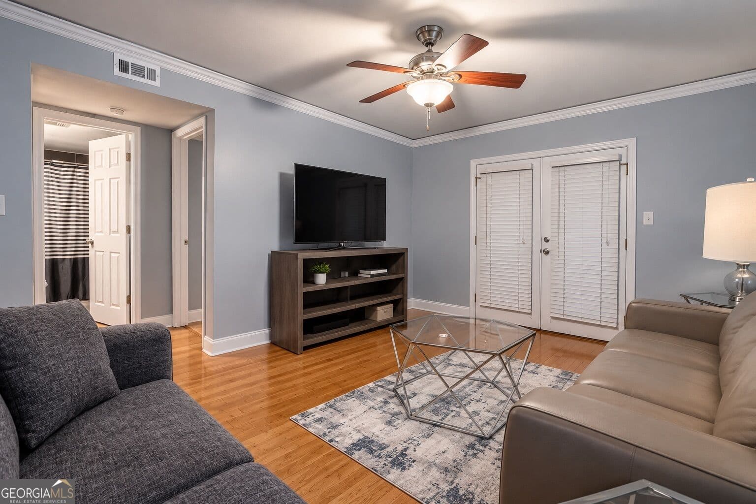 2 bedroom, 2 bathroom, 972 sq ft condominium for sale at 1055 Baxter Street 406, Athens, GA 30606 — photo 7