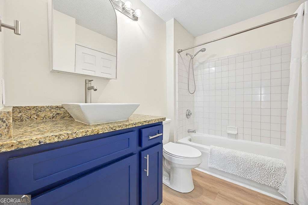 1 bedroom, 1 bathroom, 730 sq ft condominium for sale at 1075 Peachtree Walk A301, Atlanta, GA 30309 — photo 10