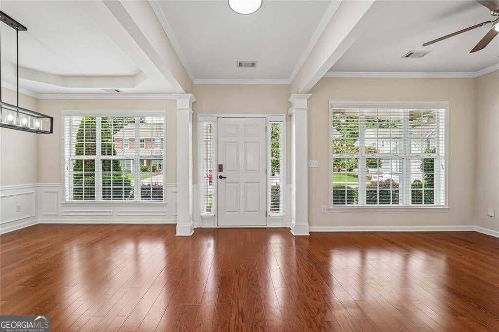 4 bedroom, 2.5 bathroom, 2,288 sq ft single family residence for sale at 8080 Friarbridge Drive, Suwanee, GA 30024 — photo 9
