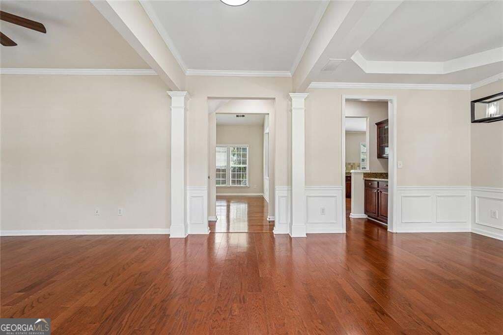 4 bedroom, 2.5 bathroom, 2,288 sq ft single family residence for sale at 8080 Friarbridge Drive, Suwanee, GA 30024 — photo 8
