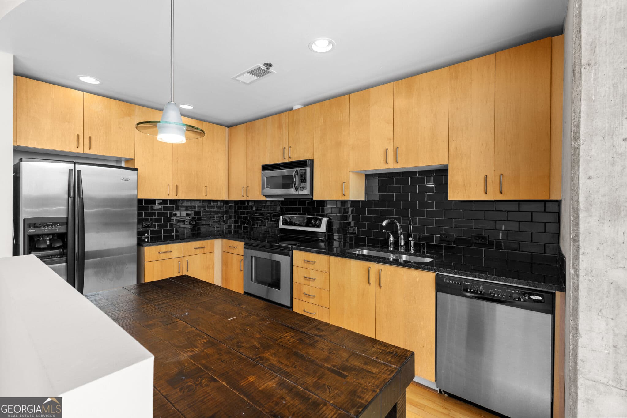 1 bedroom, 1 bathroom, 722 sq ft condominium for sale at 361 17th Street 1709, Atlanta, GA 30363 — photo 9