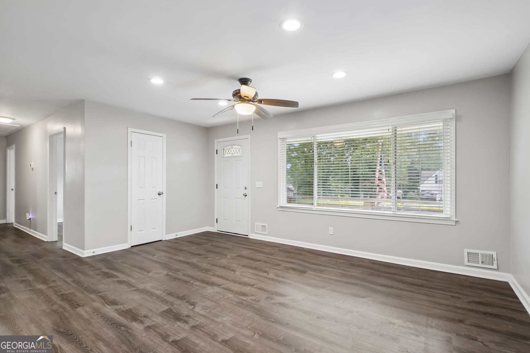 3 bedroom, 2 bathroom, 1,344 sq ft single family residence for sale at 1331 Owen Circle, Buford, GA 30518 — photo 10