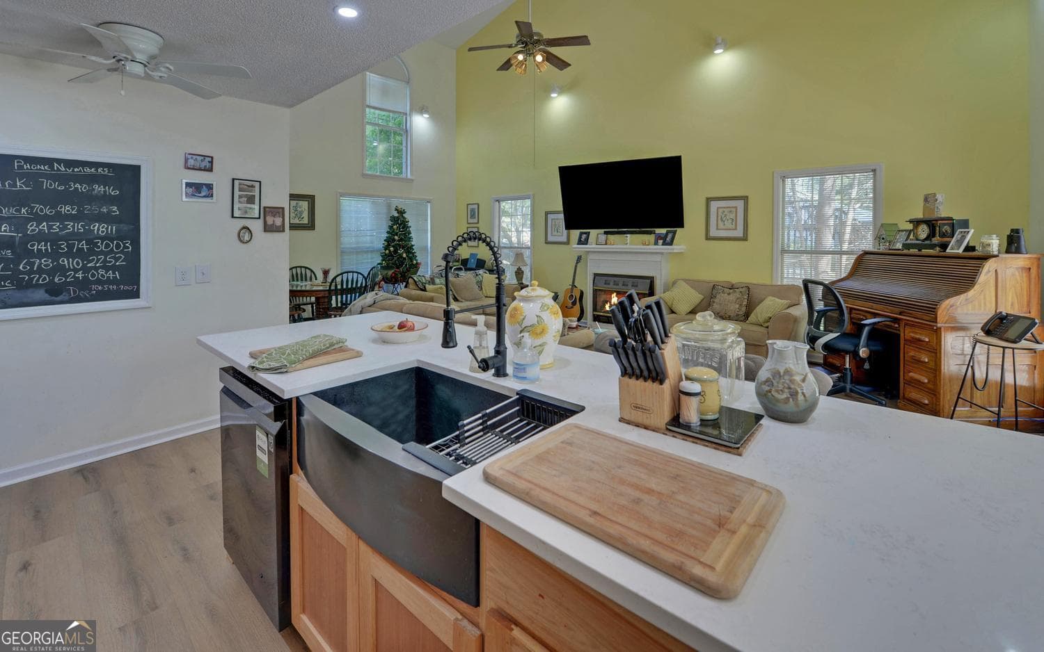 3 bedroom, 2 bathroom, 1,872 sq ft single family residence for sale at 529 Chase Landing Road, Martin, GA 30557 — photo 5