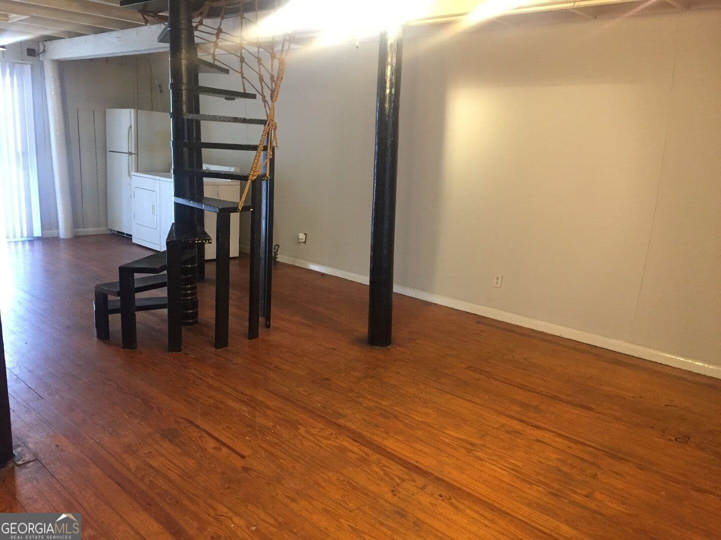 2 bedroom, 1.5 bathroom, 722 sq ft duplex for rent at 1453 Barnett Shoals A, Athens, GA 30605 for $1,125 a month — photo 6