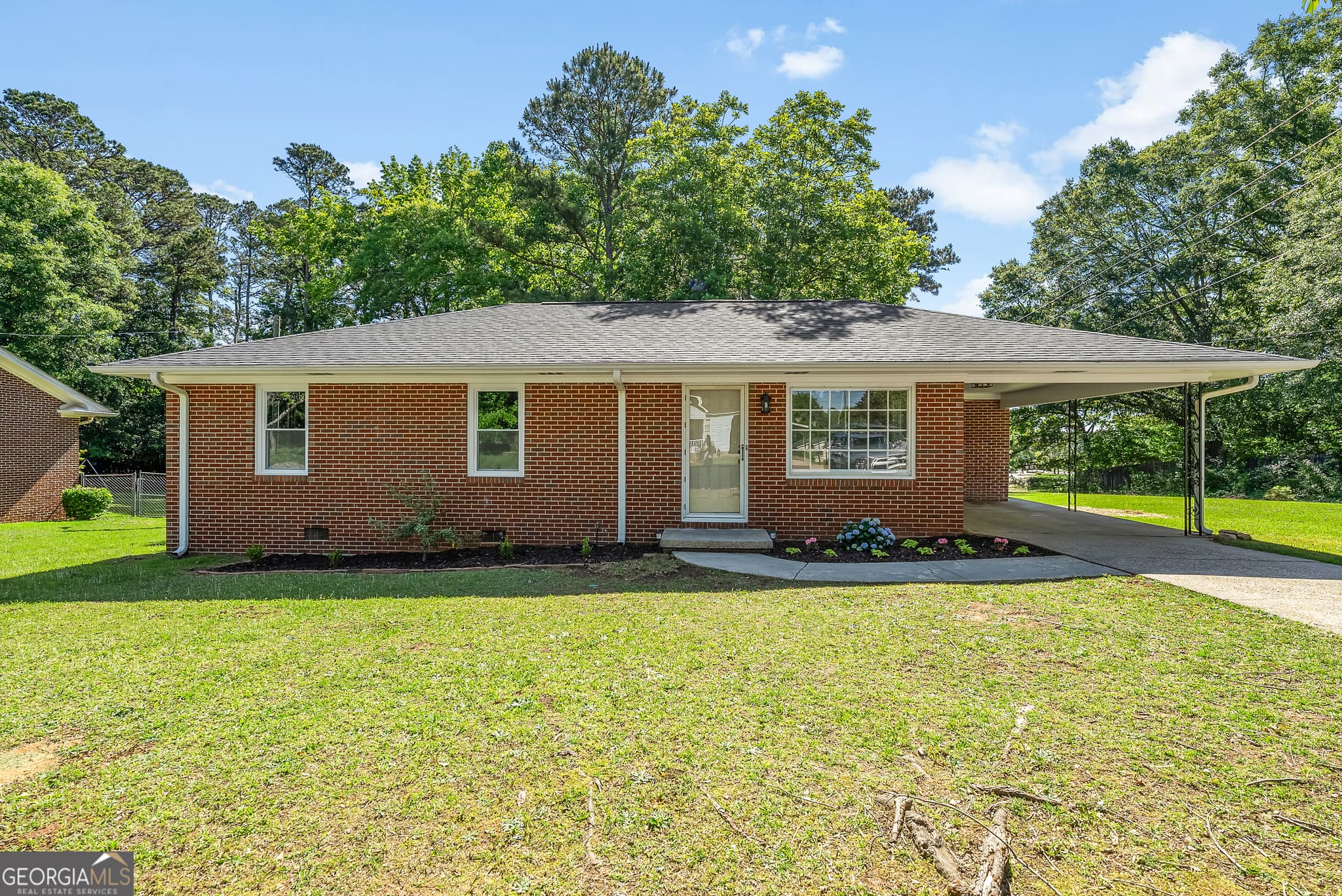 3 bedroom, 1 bathroom, 1,148 sq ft single family residence sold at 202 N Barnard Avenue, Lagrange, GA 30241