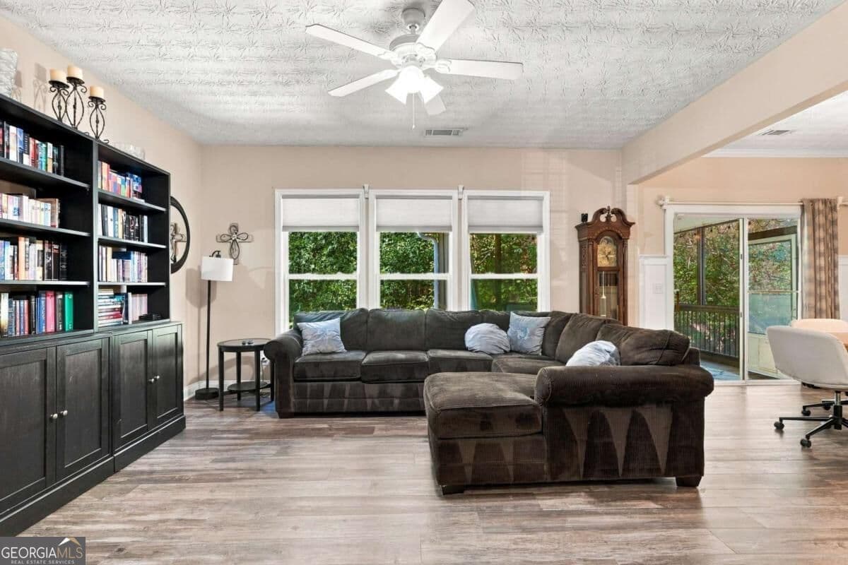 4 bedroom, 3.5 bathroom, 1,888 sq ft single family residence for sale at 236 Winterbury Drive, Canton, GA 30114 — photo 4