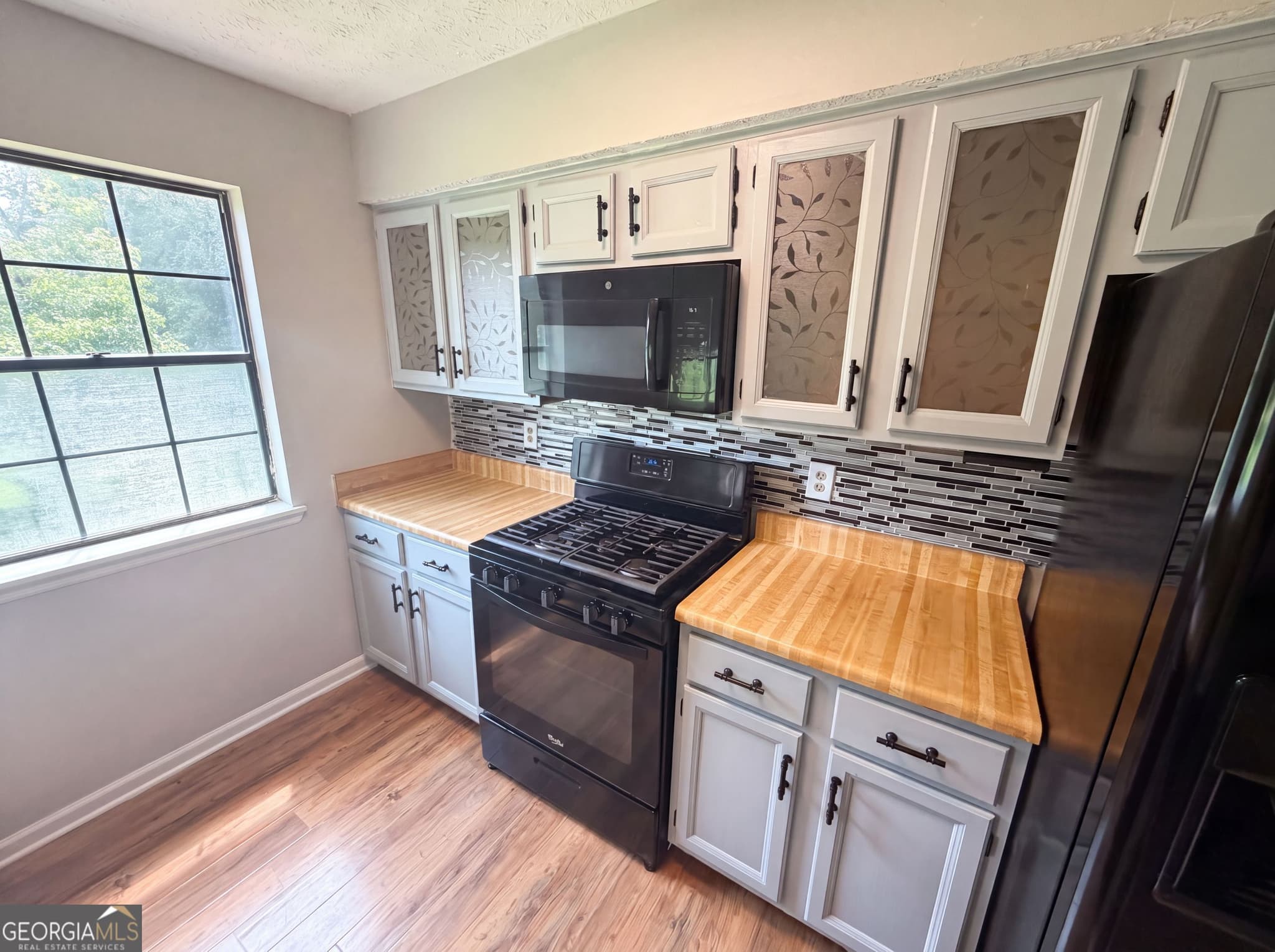 3 bedroom, 3 bathroom, 1,424 sq ft single family residence for sale at 165 Splitwood Lane, Fairburn, GA 30213 — photo 9