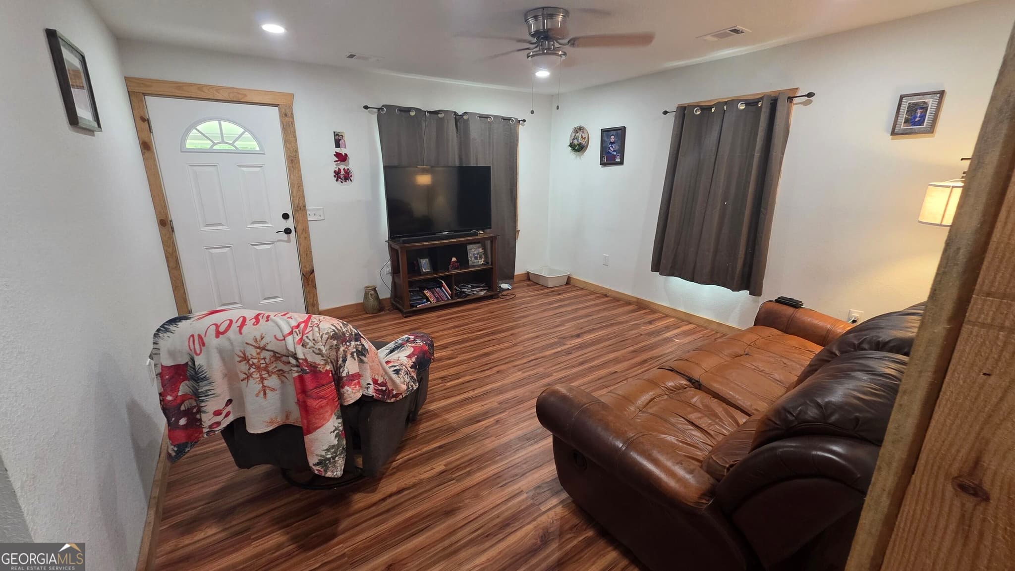 3 bedroom, 1 bathroom, 1,107 sq ft single family residence for sale at 2385 Ga Highway 117, Rentz, GA 31075 — photo 5