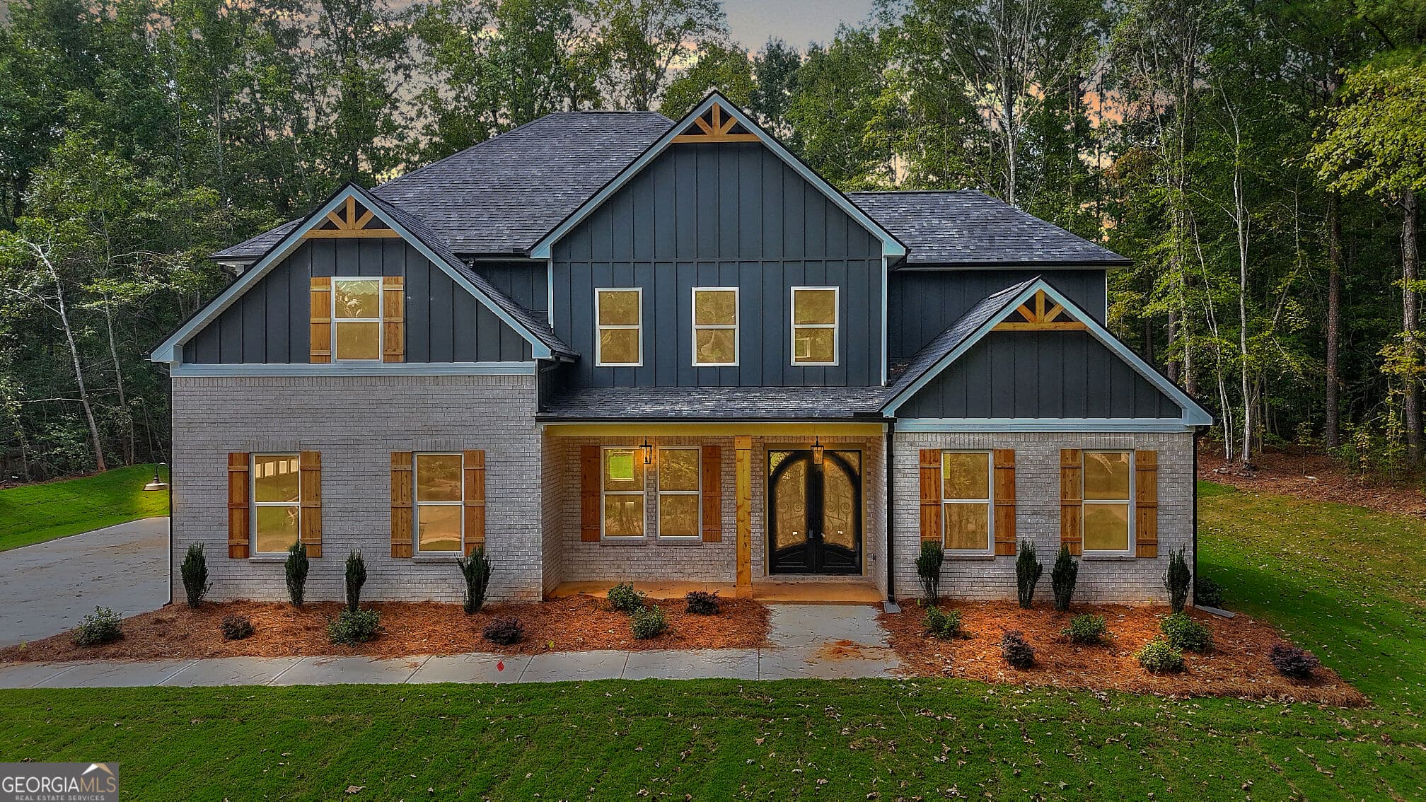 5 bedroom, 5.5 bathroom, 4,108 sq ft single family residence for sale at 299 Claiborne Way, Monroe, GA 30655 — photo 2