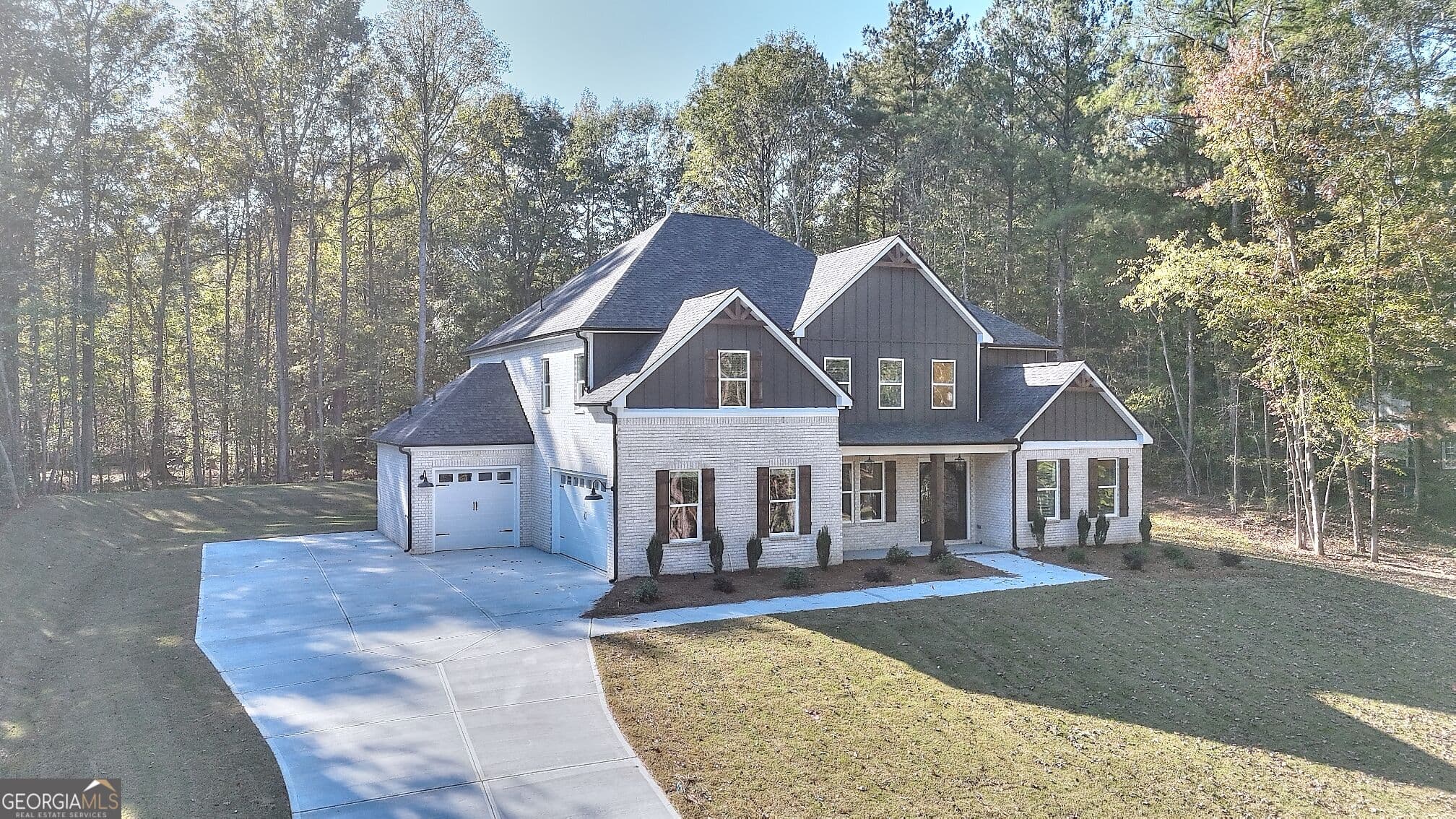 5 bedroom, 5.5 bathroom, 4,108 sq ft single family residence for sale at 299 Claiborne Way, Monroe, GA 30655 — photo 3