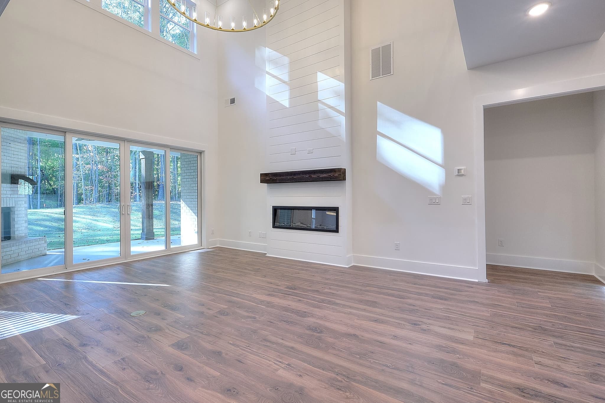 5 bedroom, 5.5 bathroom, 4,108 sq ft single family residence for sale at 299 Claiborne Way, Monroe, GA 30655 — photo 5
