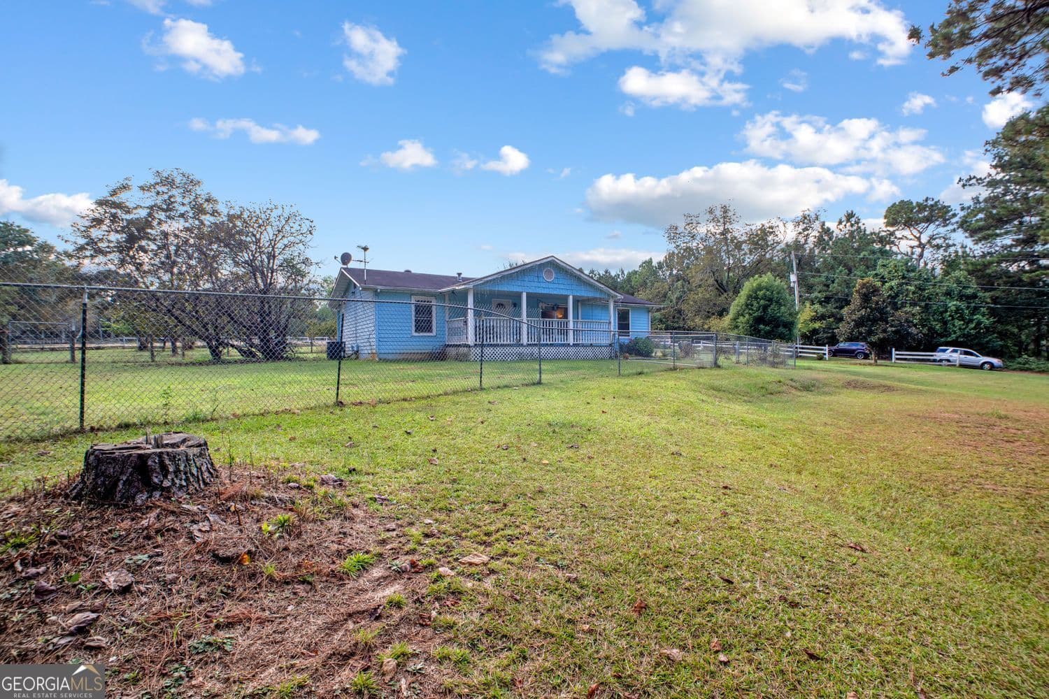 2 bedroom, 1 bathroom, 1,200 sq ft single family residence for sale at 5570 Bold Springs Road, Dacula, GA 30019 — photo 3
