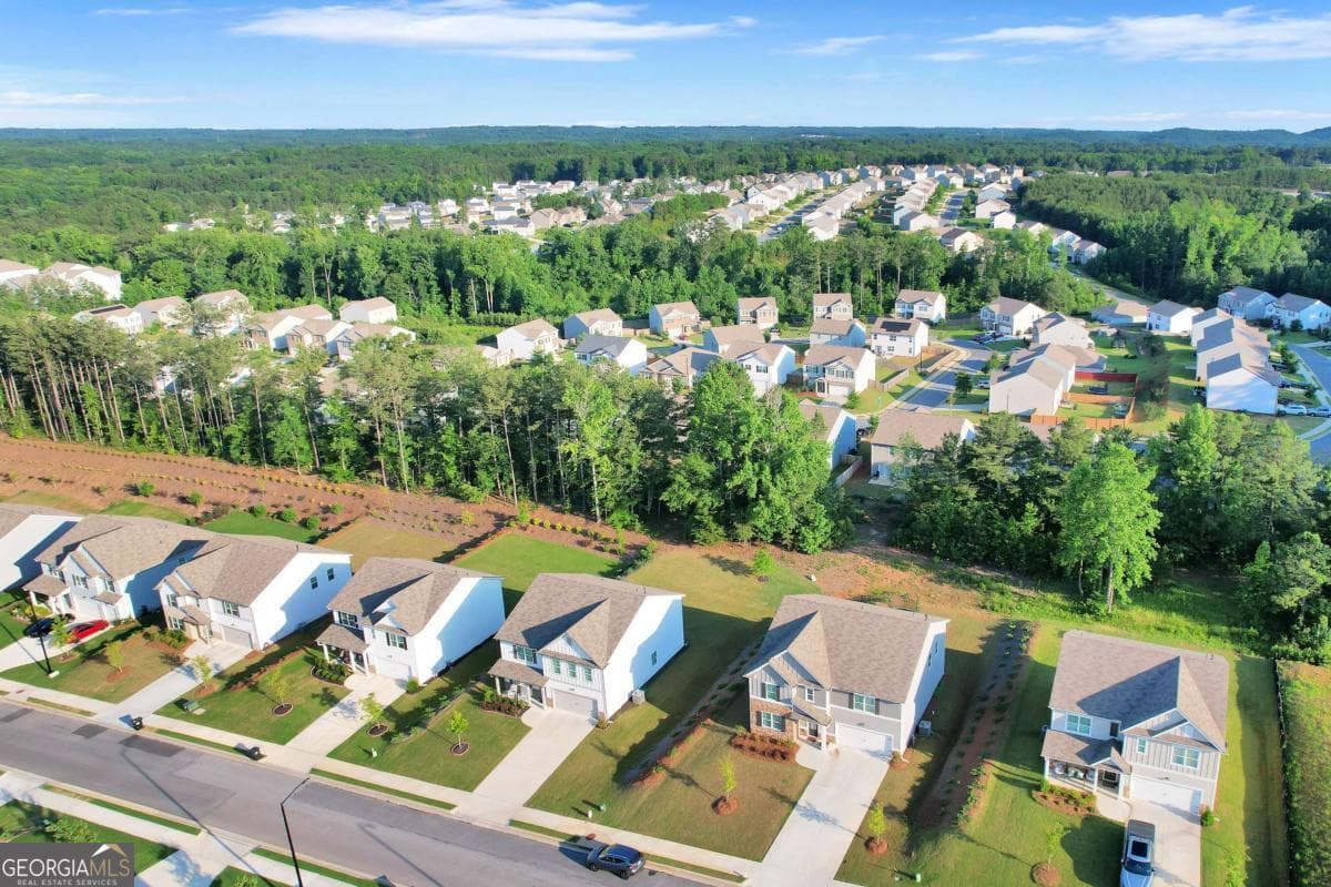 5 bedroom, 3 bathroom, 3,230 sq ft single family residence for sale at 90 Thompson Drive, Dallas, GA 30132 — photo 4