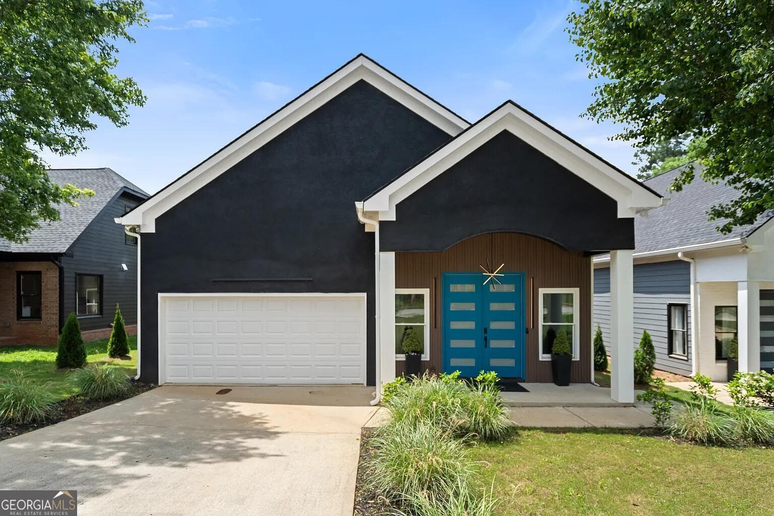 3 bedroom, 2.5 bathroom, 2,090 sq ft single family residence for sale at 1041 Walker Avenue, Atlanta, GA 30316