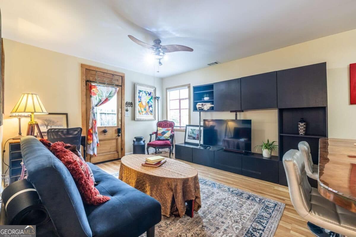 1 bedroom, 1 bathroom, 572 sq ft duplex for rent at 150 South Avenue 2, Atlanta, GA 30315 for $2,200 a month — photo 7
