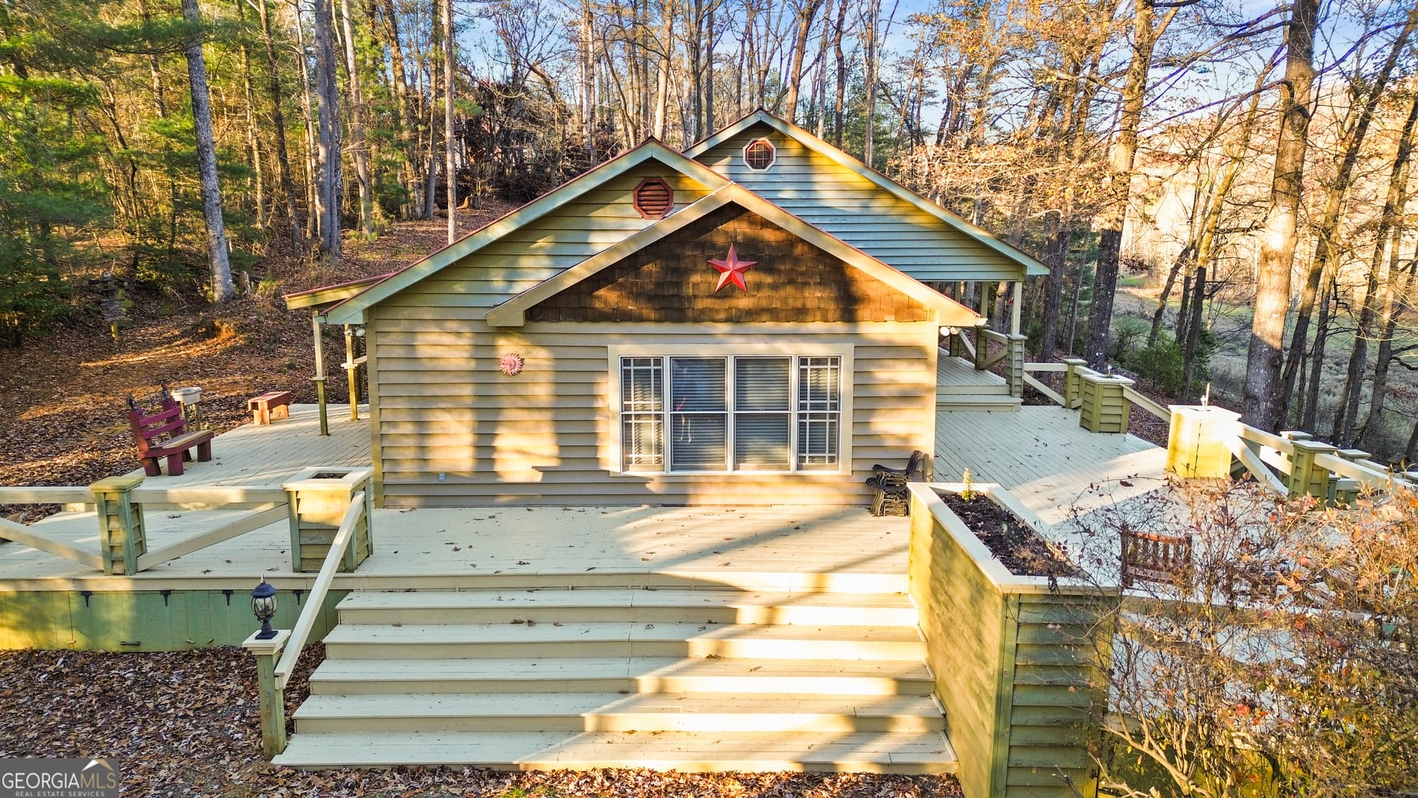 2 bedroom, 2 bathroom, 1,744 sq ft cabin,single family residence for sale at 101 Harper Valley Road, Ellijay, GA 30540 — photo 2