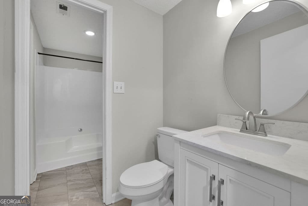 2 bedroom, 2 bathroom, 1,305 sq ft condominium for sale at 3067 Steeplechase, Alpharetta, GA 30004 — photo 10
