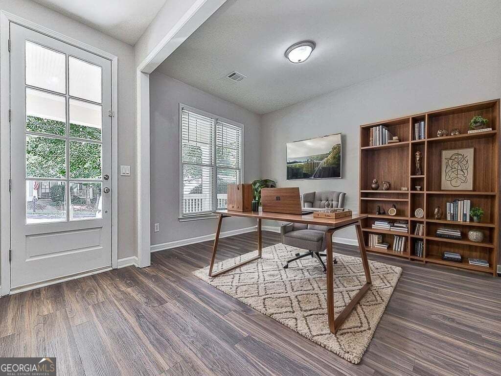 4 bedroom, 2.5 bathroom, 2,070 sq ft single family residence for sale at 138 Market Lane, Canton, GA 30114 — photo 6