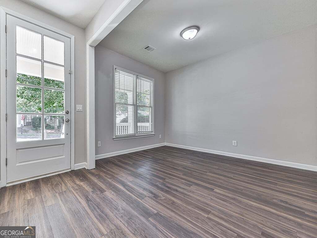 4 bedroom, 2.5 bathroom, 2,070 sq ft single family residence for sale at 138 Market Lane, Canton, GA 30114 — photo 7