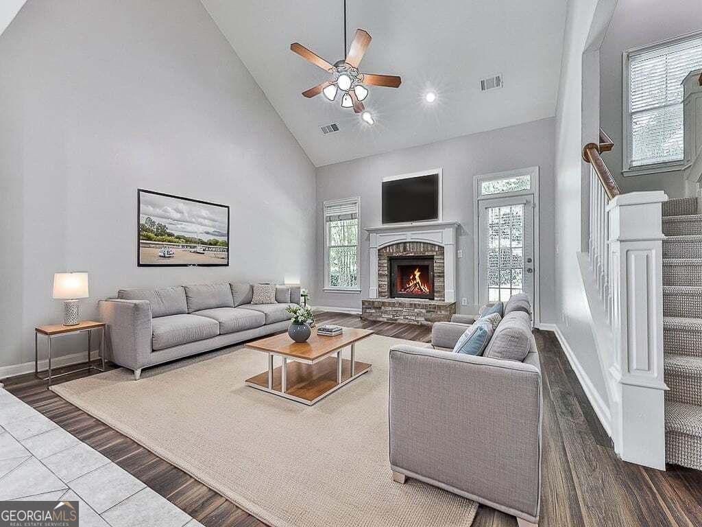 4 bedroom, 2.5 bathroom, 2,070 sq ft single family residence for sale at 138 Market Lane, Canton, GA 30114 — photo 8