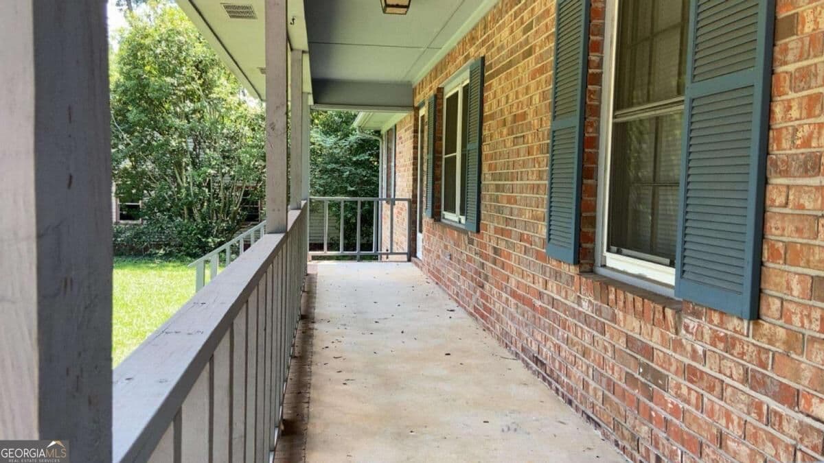 3 bedroom, 1.5 bathroom, 1,125 sq ft single family residence for rent at 387 N Richardson Street, Hartwell, GA 30643 for $1,300 a month — photo 3
