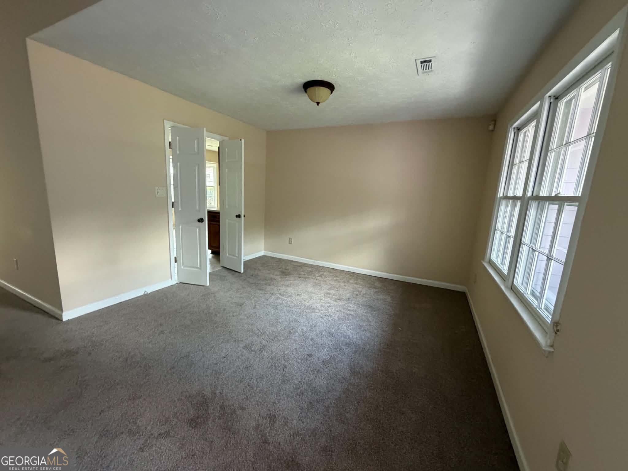 3 bedroom, 2 bathroom, 1,528 sq ft single family residence for rent at 7021 Whitfield Drive, Riverdale, GA 30296 for $1,800 a month — photo 3
