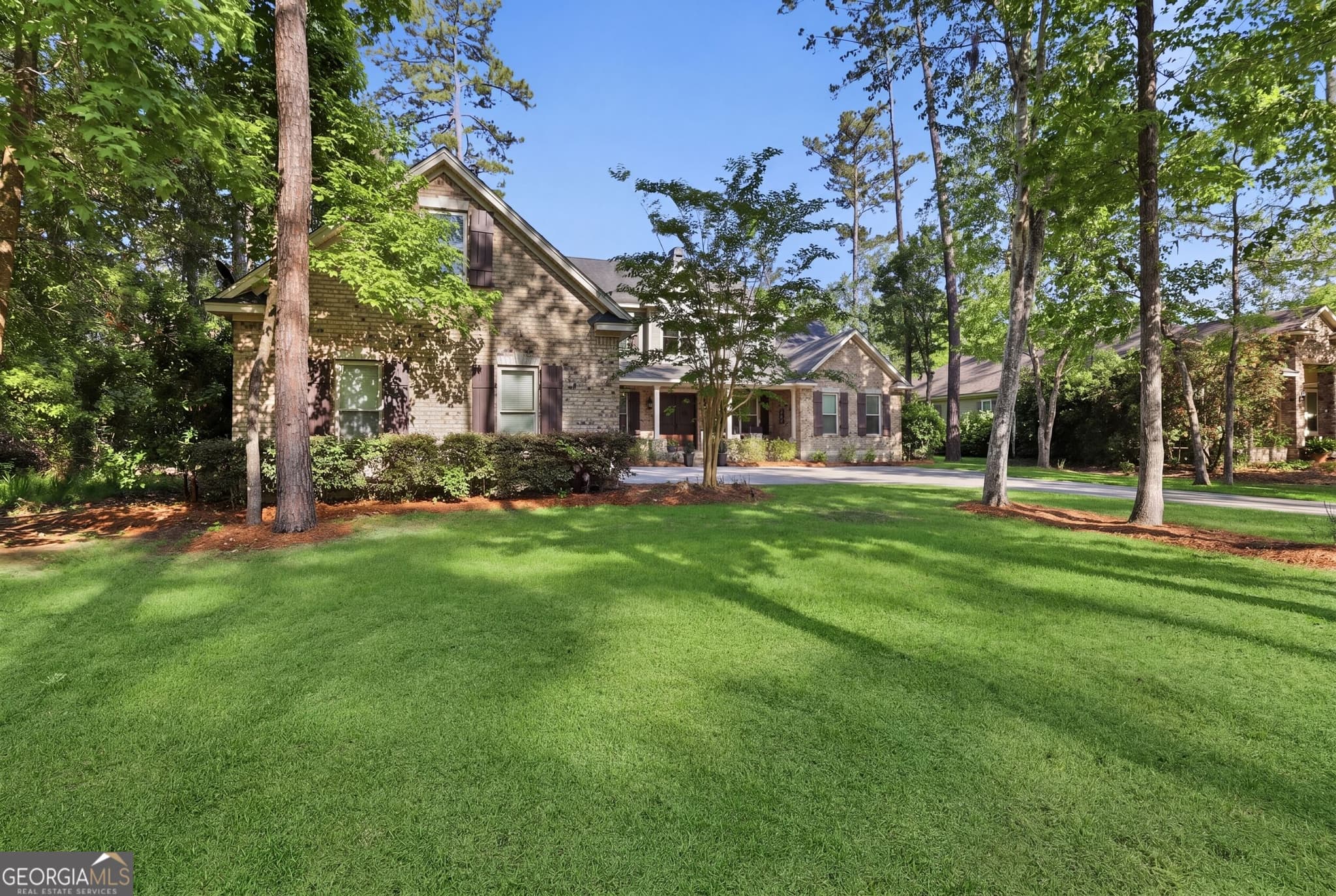 4 bedroom, 3.5 bathroom, 3,336 sq ft single family residence for sale at 275 Waterways Parkway, Richmond Hill, GA 31324 — photo 2