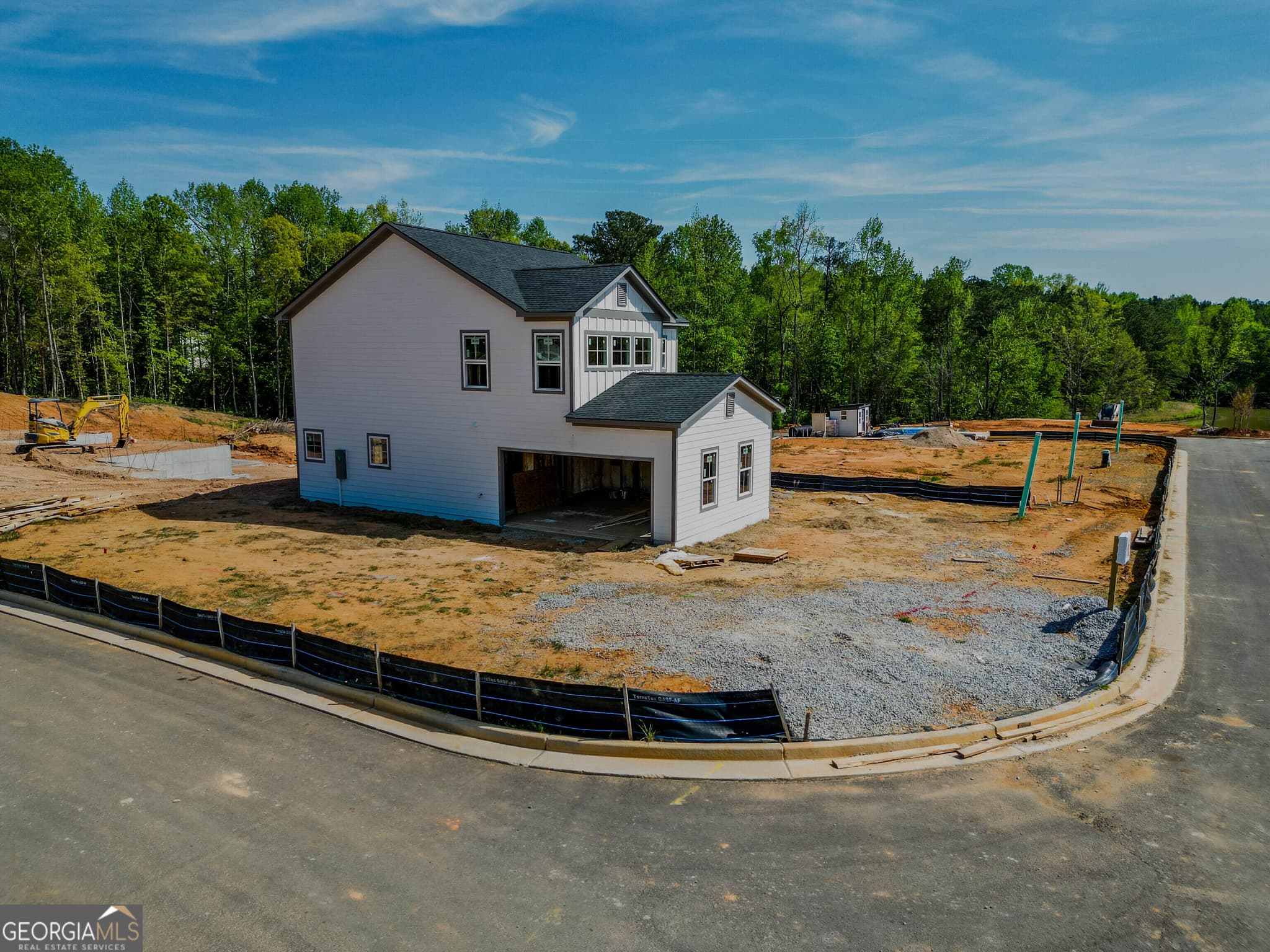 3 bedroom, 2.5 bathroom, 1,871 sq ft single family residence for sale at 101 White Oak Court, Carrollton, GA 30116 — photo 6