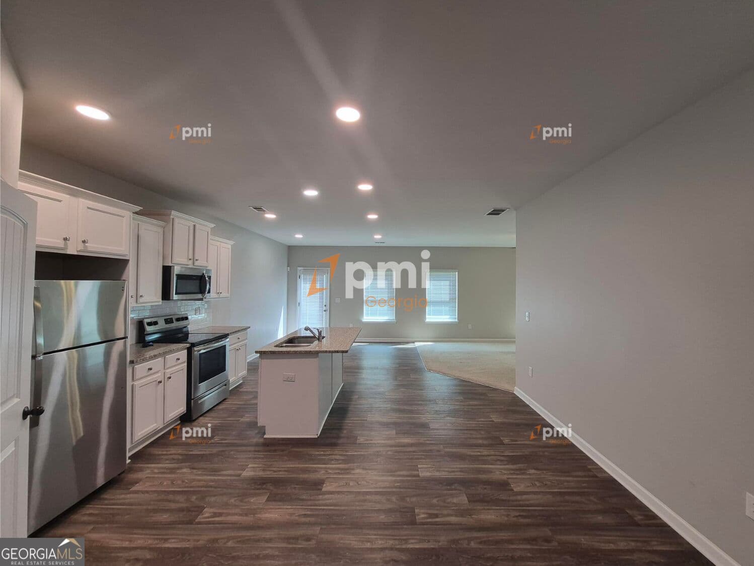 4 bedroom, 3 bathroom, 2,485 sq ft single family residence for rent at 5051 Pioneer Parkway, Mcdonough, GA 30253 for $2,025 a month — photo 4