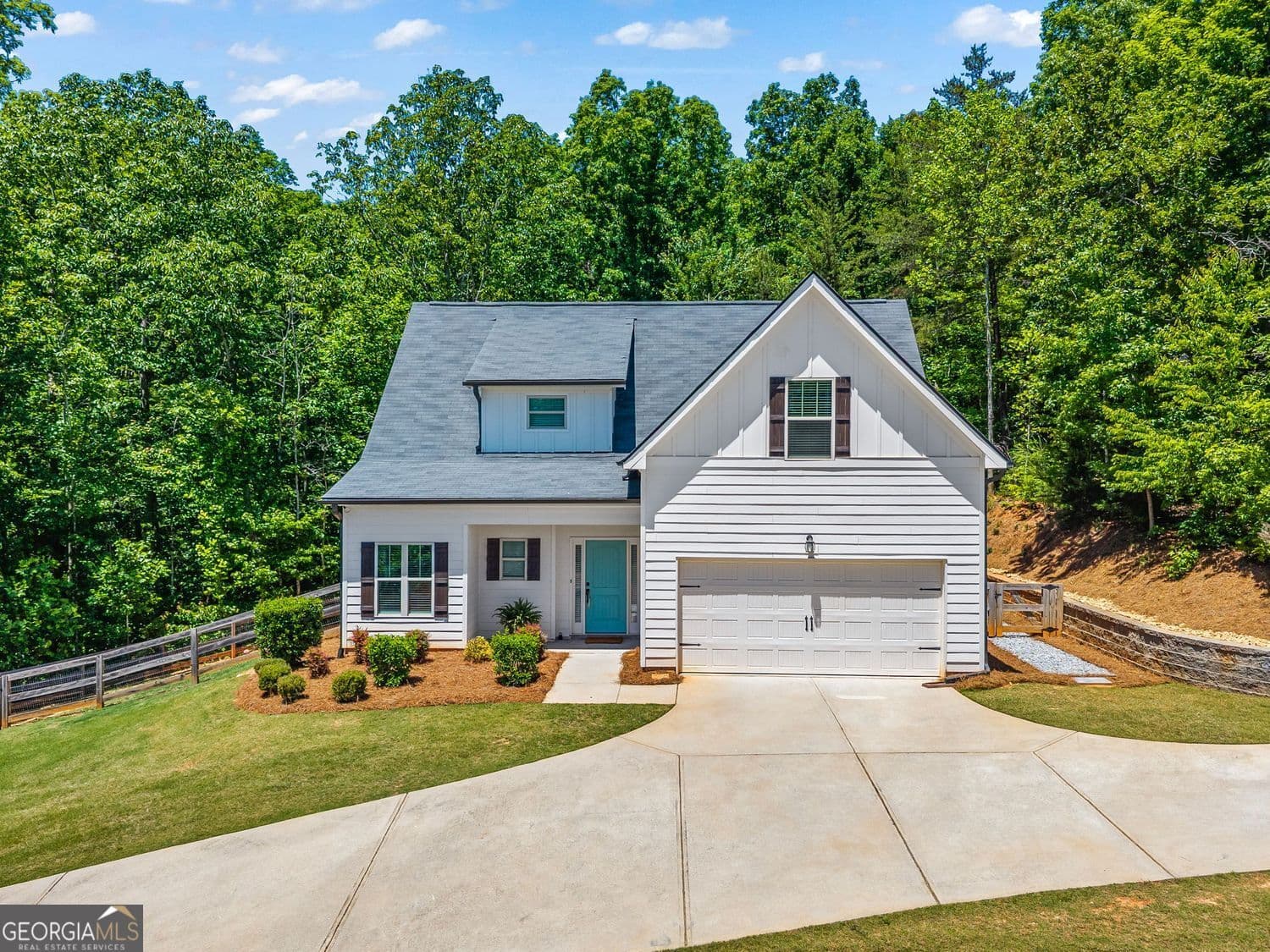 3 bedroom, 2 bathroom, 2,019 sq ft single family residence for sale at 331 Bryndemere Drive, Dawsonville, GA 30534 — photo 6