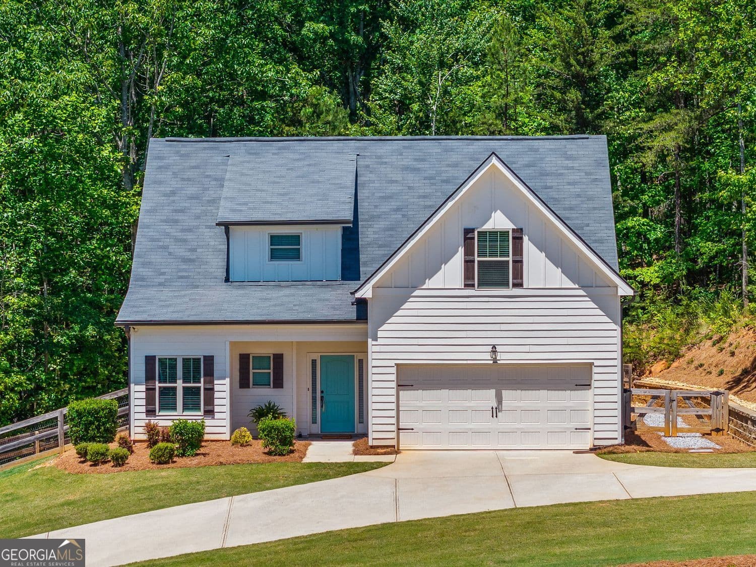 3 bedroom, 2 bathroom, 2,019 sq ft single family residence for sale at 331 Bryndemere Drive, Dawsonville, GA 30534 — photo 5