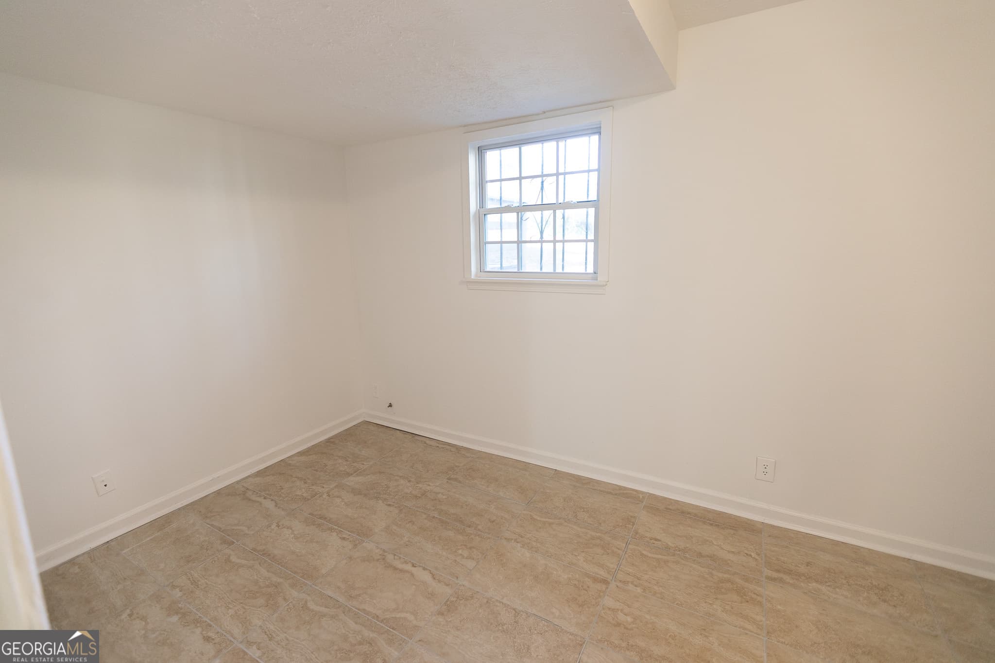 4 bedroom, 2 bathroom, 1,648 sq ft single family residence for rent at 2761 Rockdale Drive, Decatur, GA 30034 for $2,050 a month — photo 10