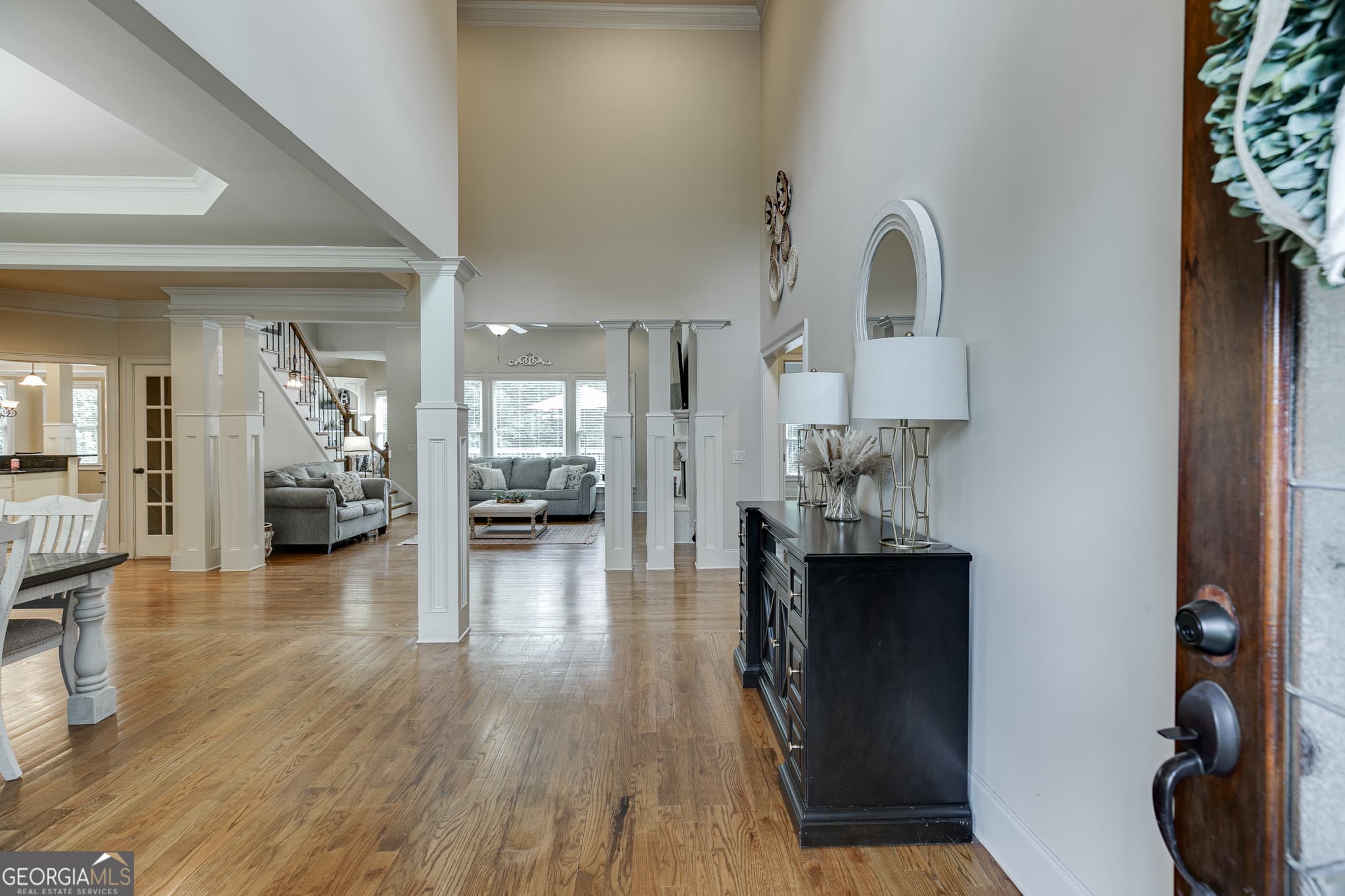 6 bedroom, 5.5 bathroom, 6,046 sq ft single family residence for sale at 1373 Mountain Lake Drive, Auburn, GA 30011 — photo 4