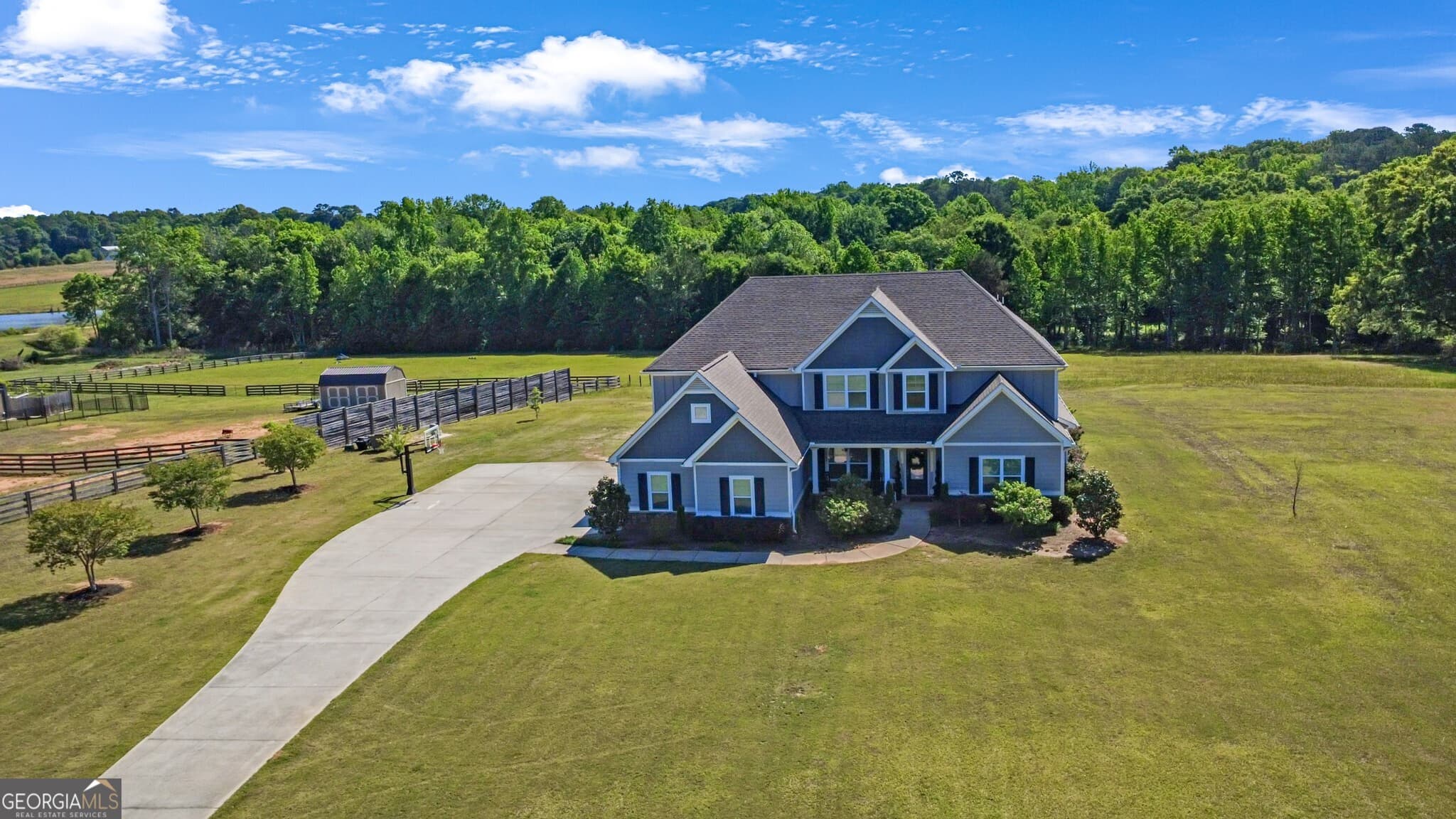 5 bedroom, 3.5 bathroom, 3,763 sq ft single family residence for sale at 1572 Highway 85 Conn, Brooks, GA 30205