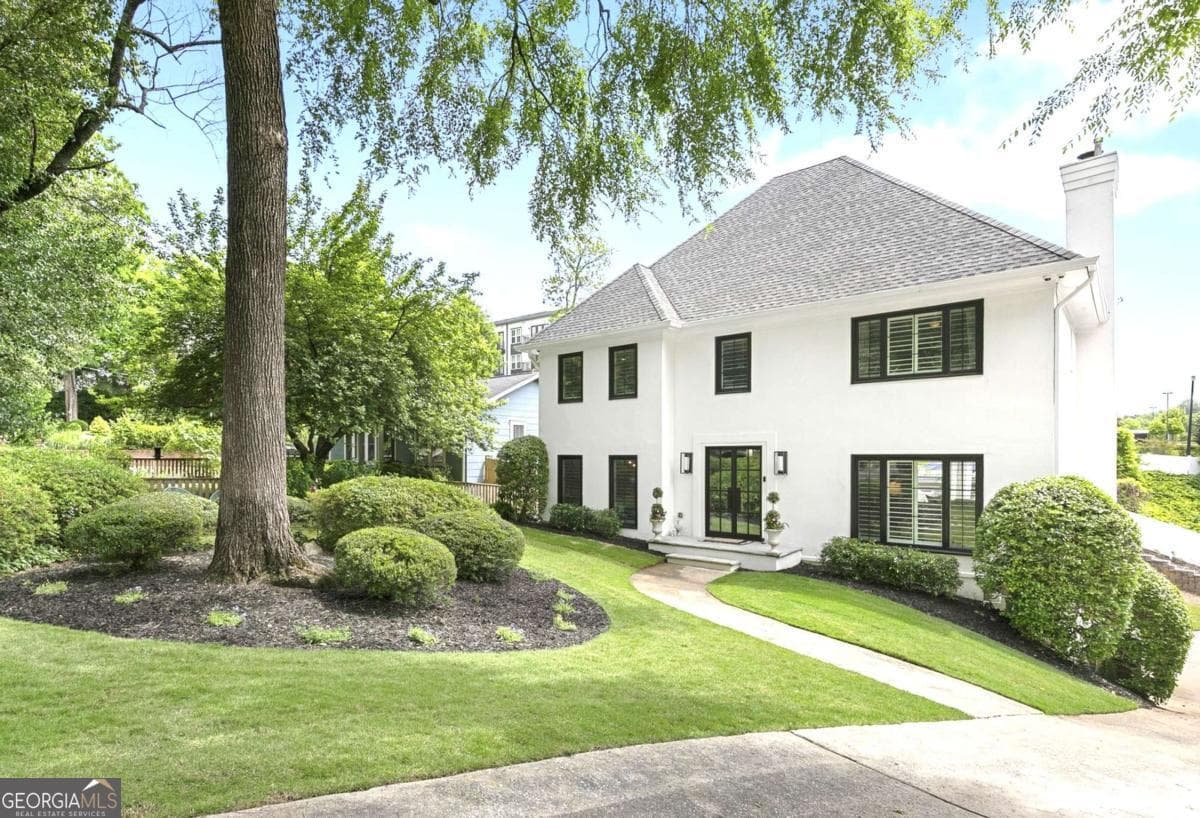 4 bedroom, 3.5 bathroom, 3,320 sq ft single family residence sold at 1987 Wellbourne Drive, Atlanta, GA 30324