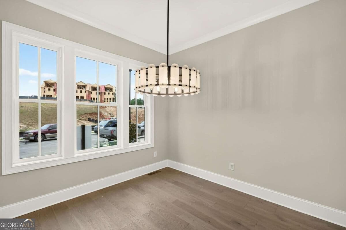 5 bedroom, 5.5 bathroom, 5,896 sq ft single family residence for sale at 3495 Vermillion View, Suwanee, GA 30024 — photo 7