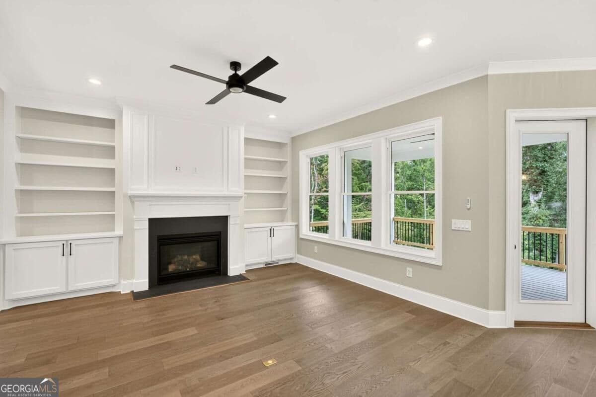 5 bedroom, 5.5 bathroom, 5,896 sq ft single family residence for sale at 3495 Vermillion View, Suwanee, GA 30024 — photo 10