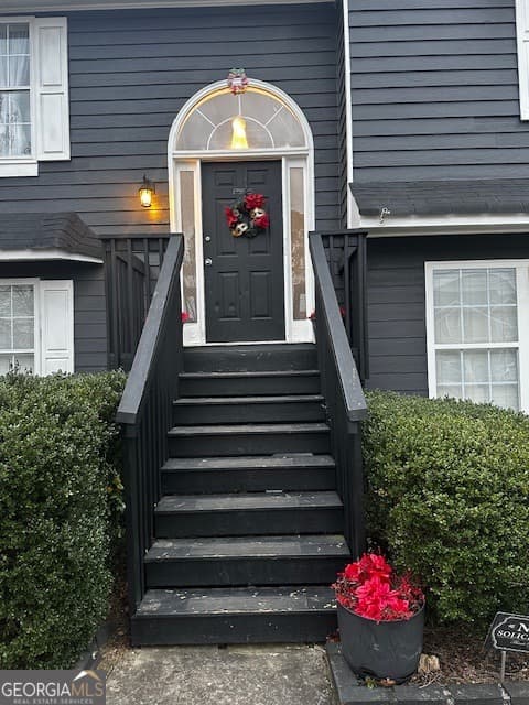 4 bedroom, 2 bathroom, 2,104 sq ft single family residence for sale at 1540 La Maison Drive, Lawrenceville, GA 30043 — photo 2