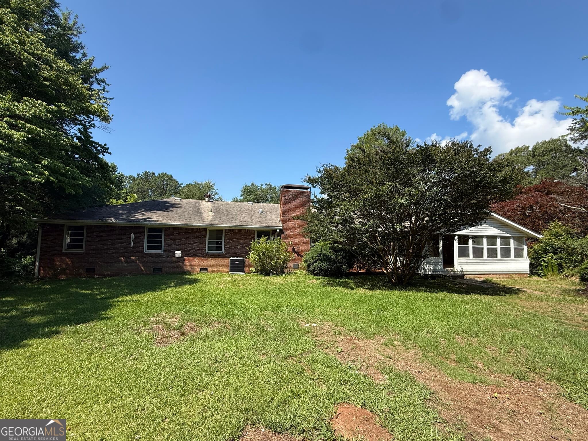 3 bedroom, 2 bathroom, 2,602 sq ft single family residence for sale at 4157 E Chapel Hill Road, Douglasville, GA 30135 — photo 2