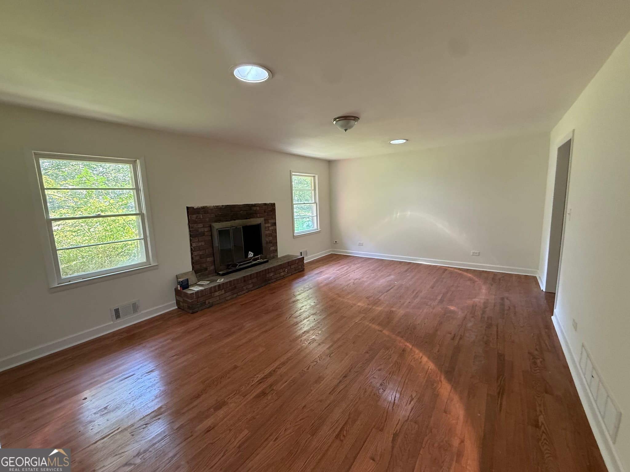 3 bedroom, 2 bathroom, 2,602 sq ft single family residence for sale at 4157 E Chapel Hill Road, Douglasville, GA 30135 — photo 4